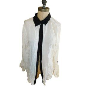 Splendid Size XL  Tab Button Sleeve Print Blouse NWT